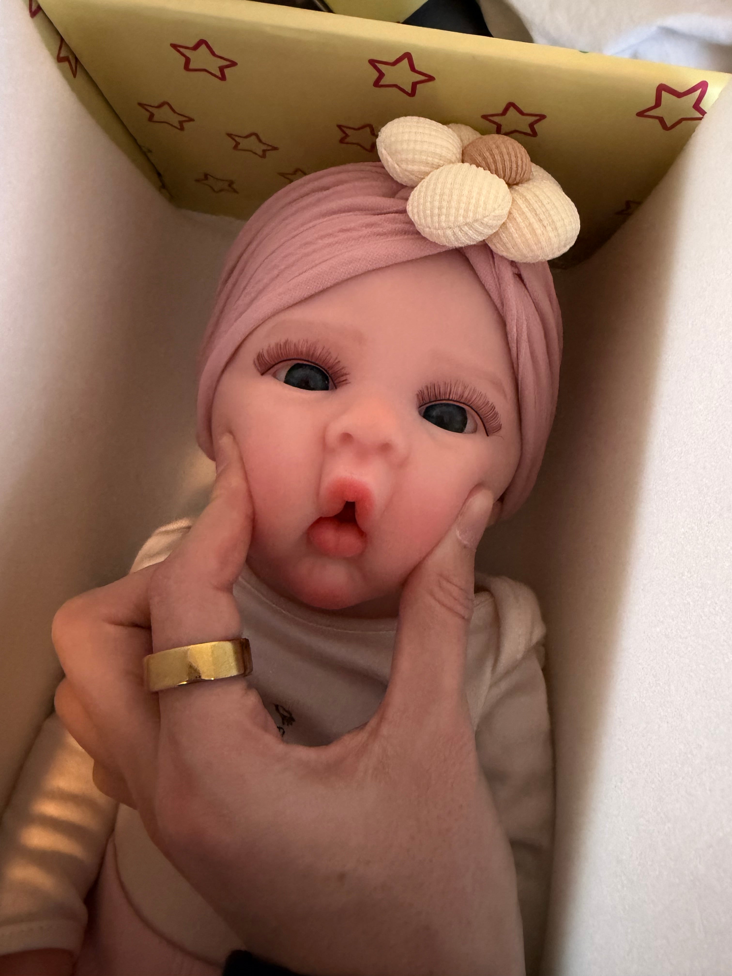 KIM - Realistic 100% Silicone Reborn Baby Doll 47cm, Squishy & Floppy