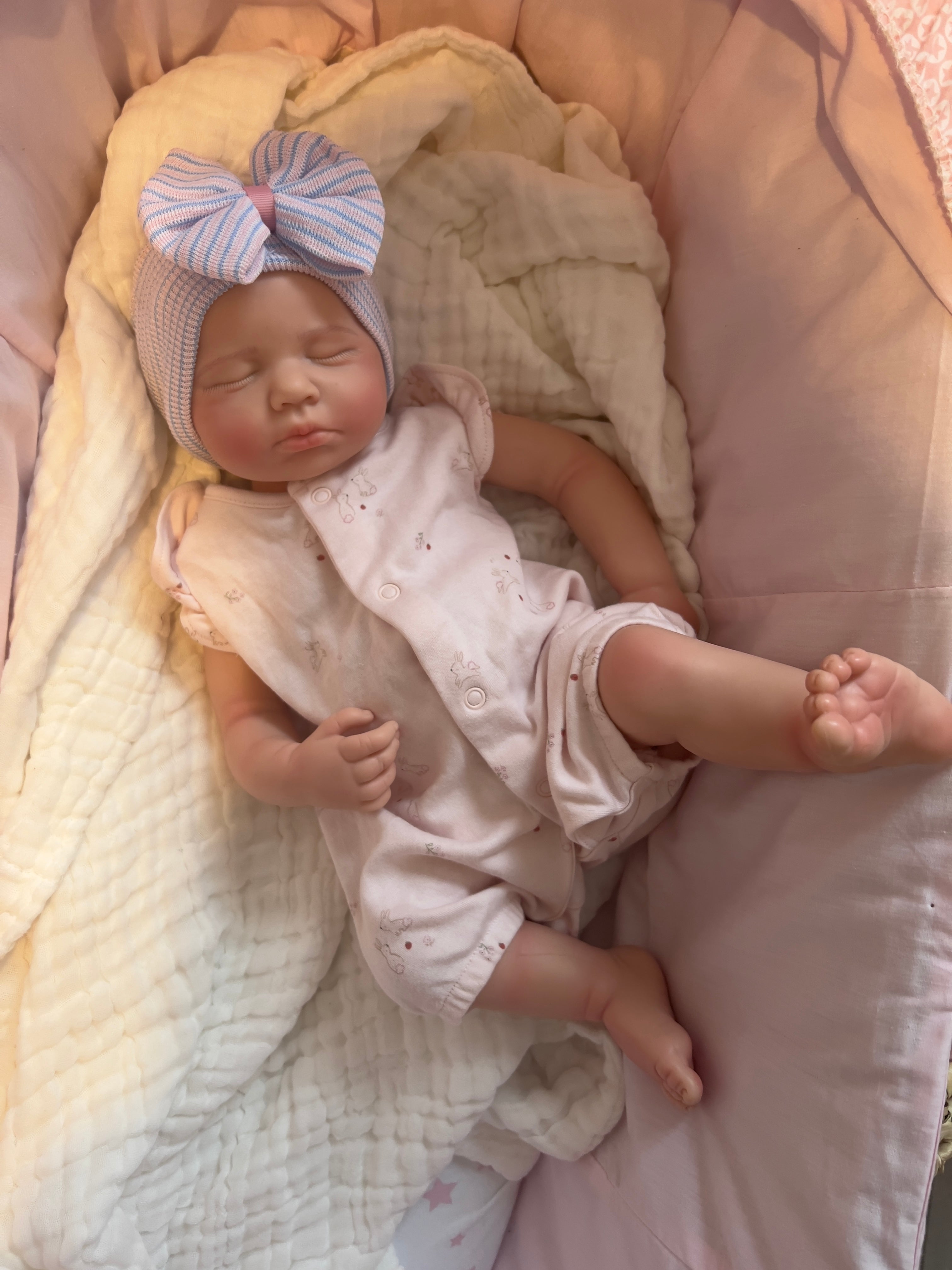 Realistic Silicone Baby Girl Doll – 45cm, Squishy & Floppy with Accessories