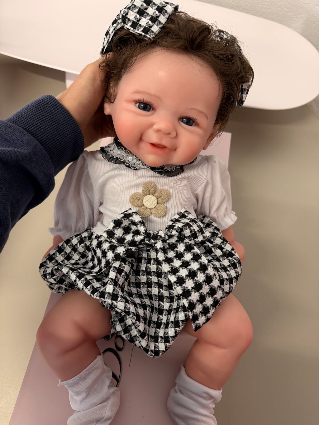 47cm Full Body Silicone Reborn Baby Girl with Rooted Nylon Hair – ROMI | Dollsy