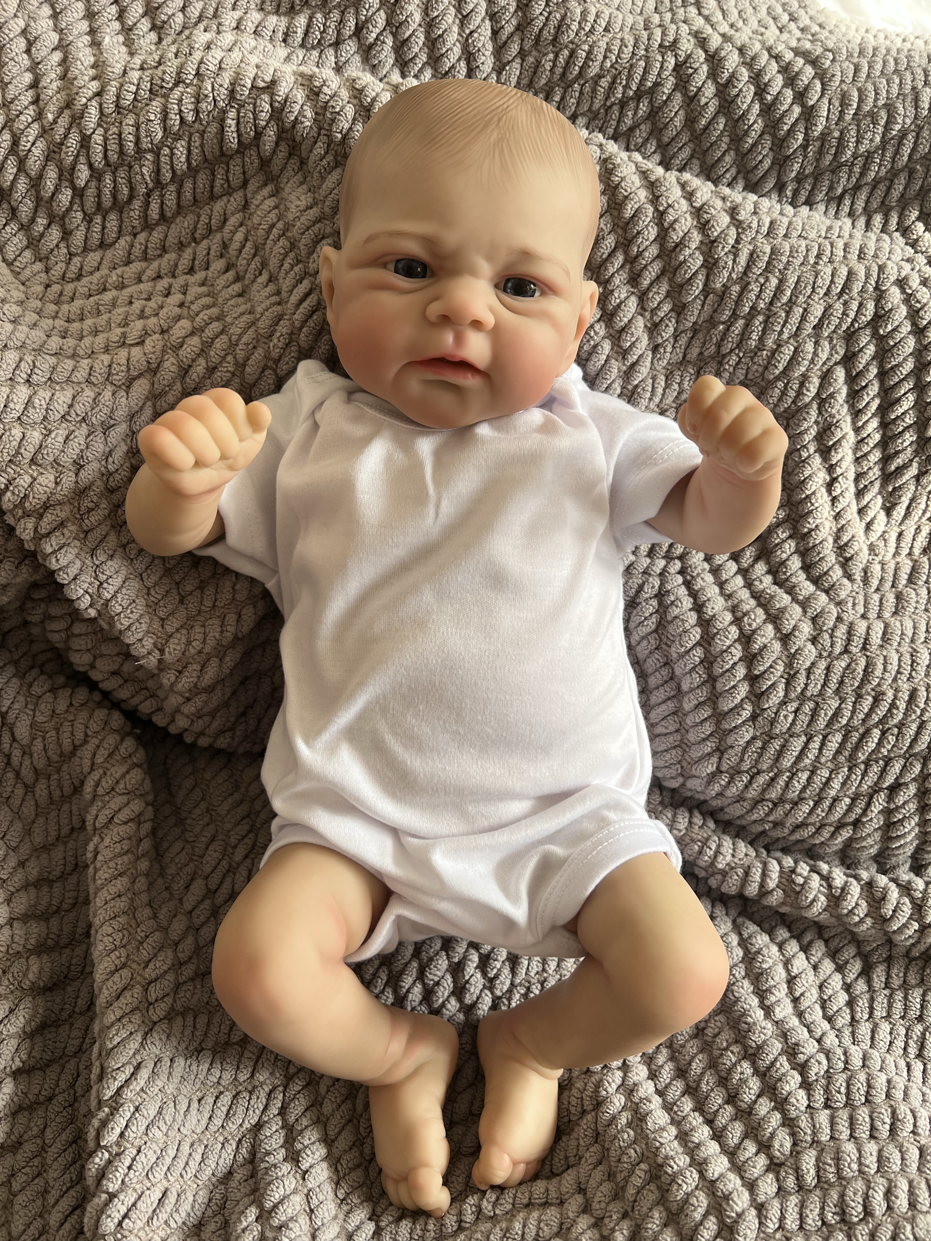 Realistic Reborn Baby Doll – 47cm Soft Cloth Body with Vinyl Limbs & Accessories