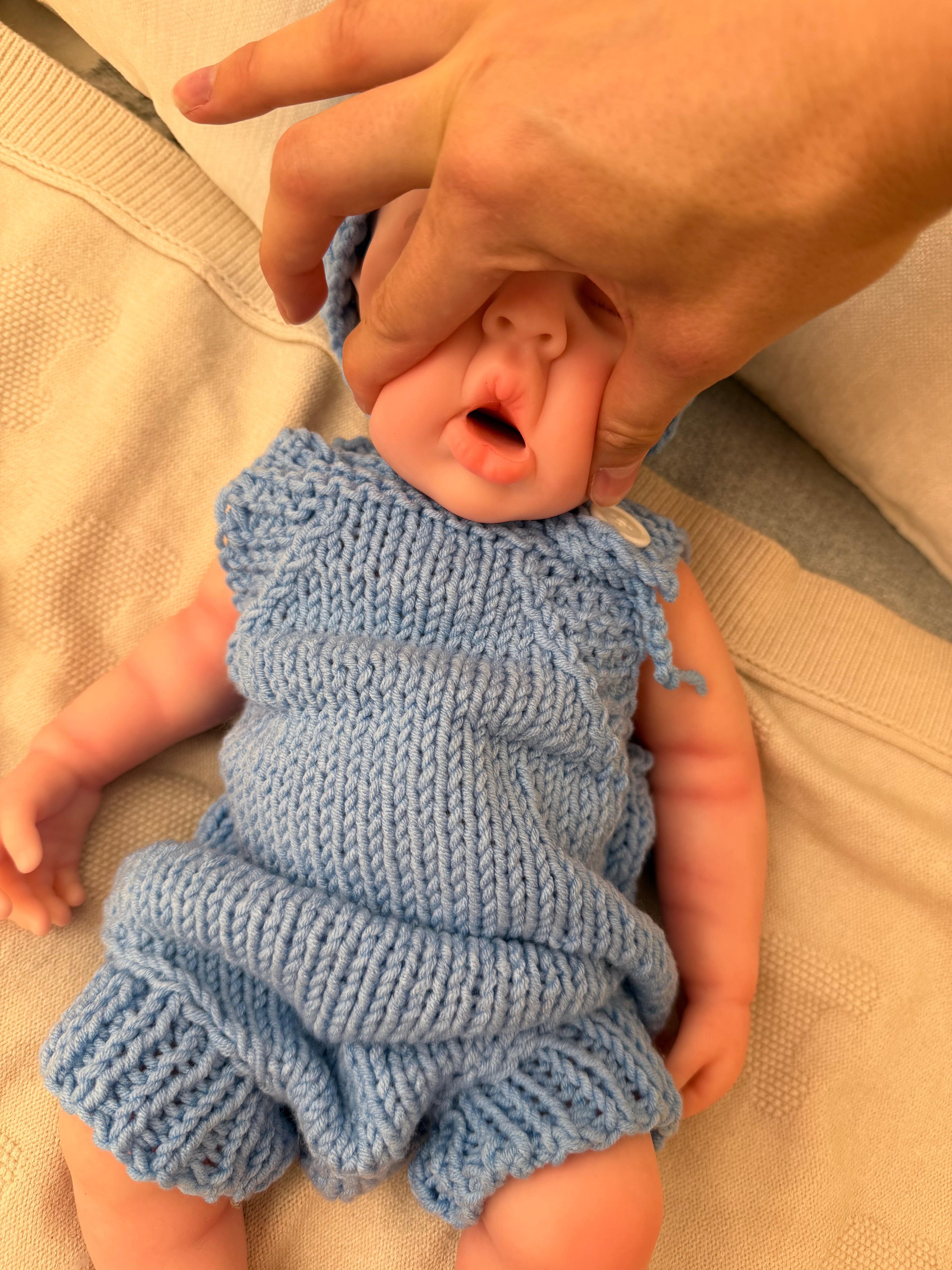 LEO - Realistic 100% Silicone Reborn Baby Doll Boy 47cm, Squishy & Floppy