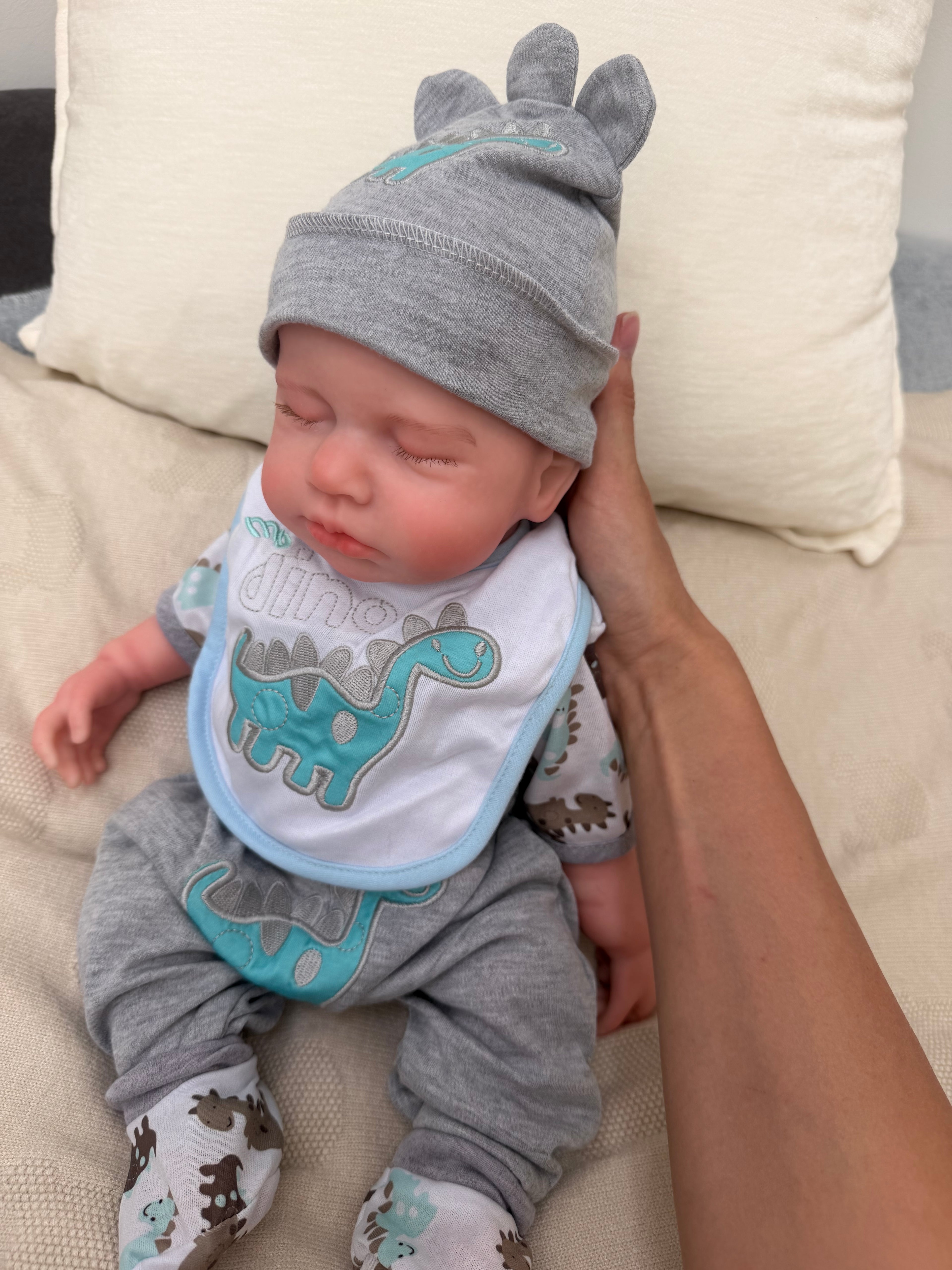 LEO - Realistic 100% Silicone Reborn Baby Doll Boy 47cm, Squishy & Floppy