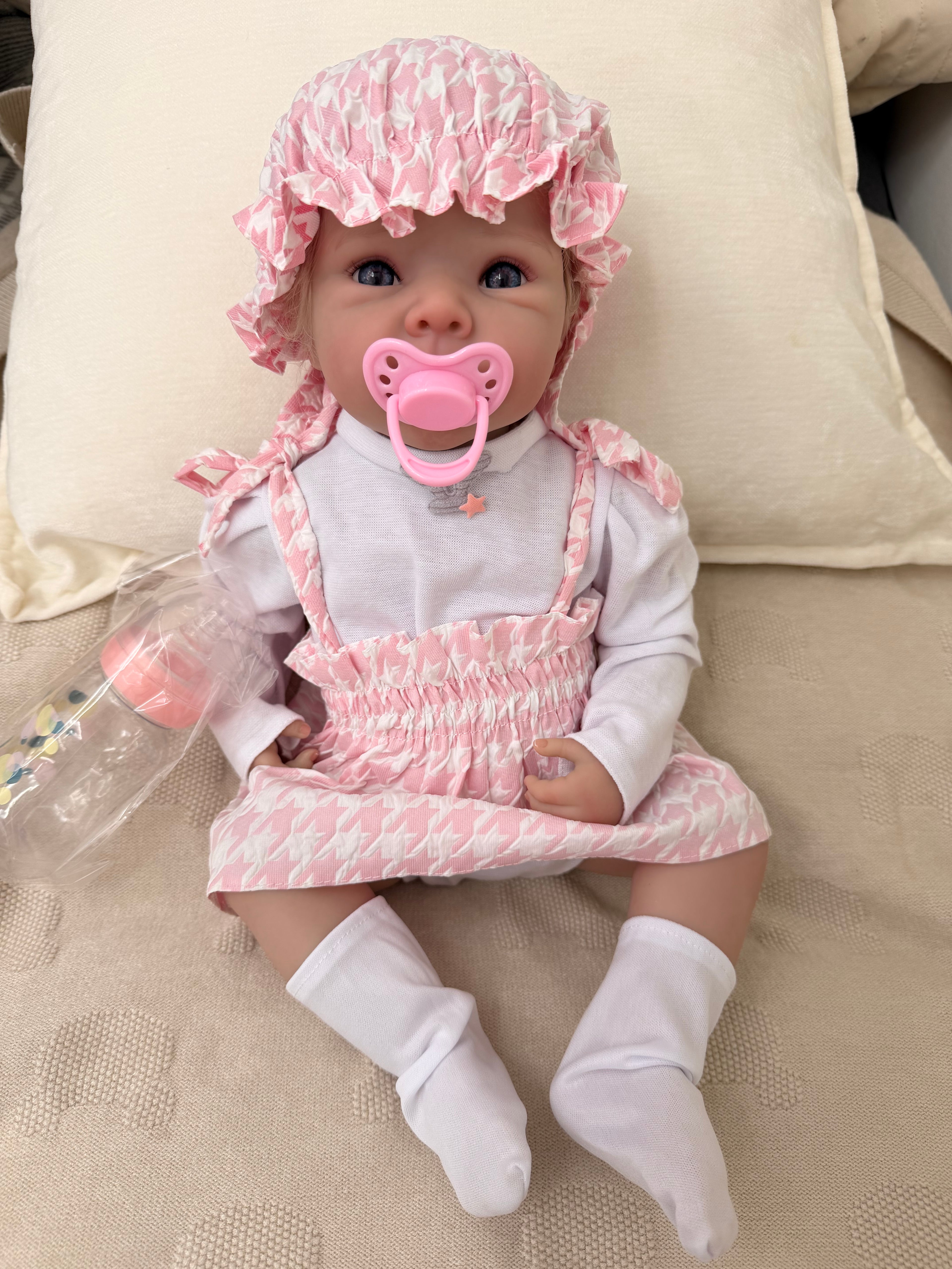 Realistic Full Vinyl Reborn Style Baby Girl – 47cm with Accessories
