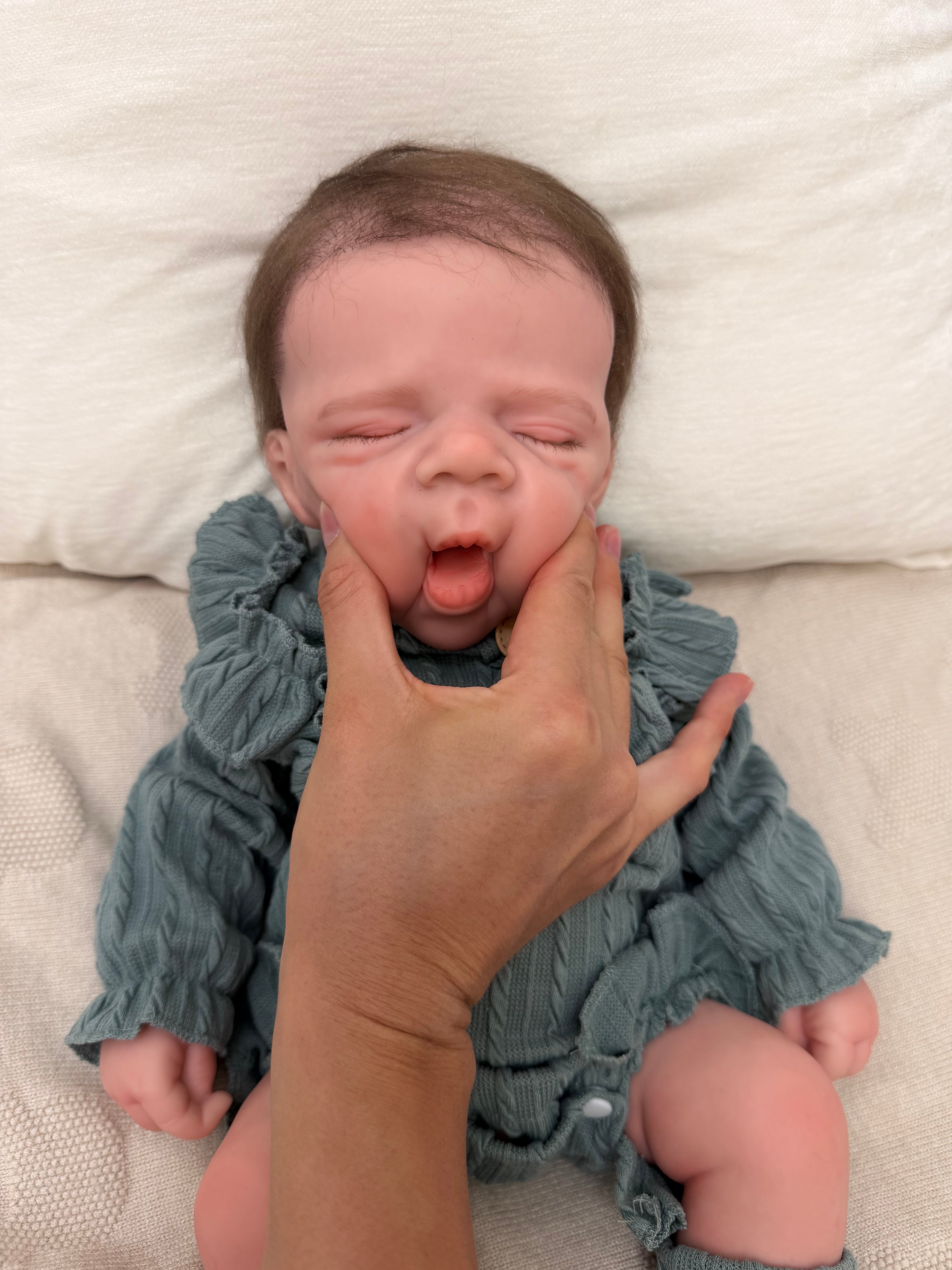 MIA - (Hand-Rooted Mohair Hair) Realistic 100% Silicone Reborn Baby Doll 47cm, Squishy & Floppy