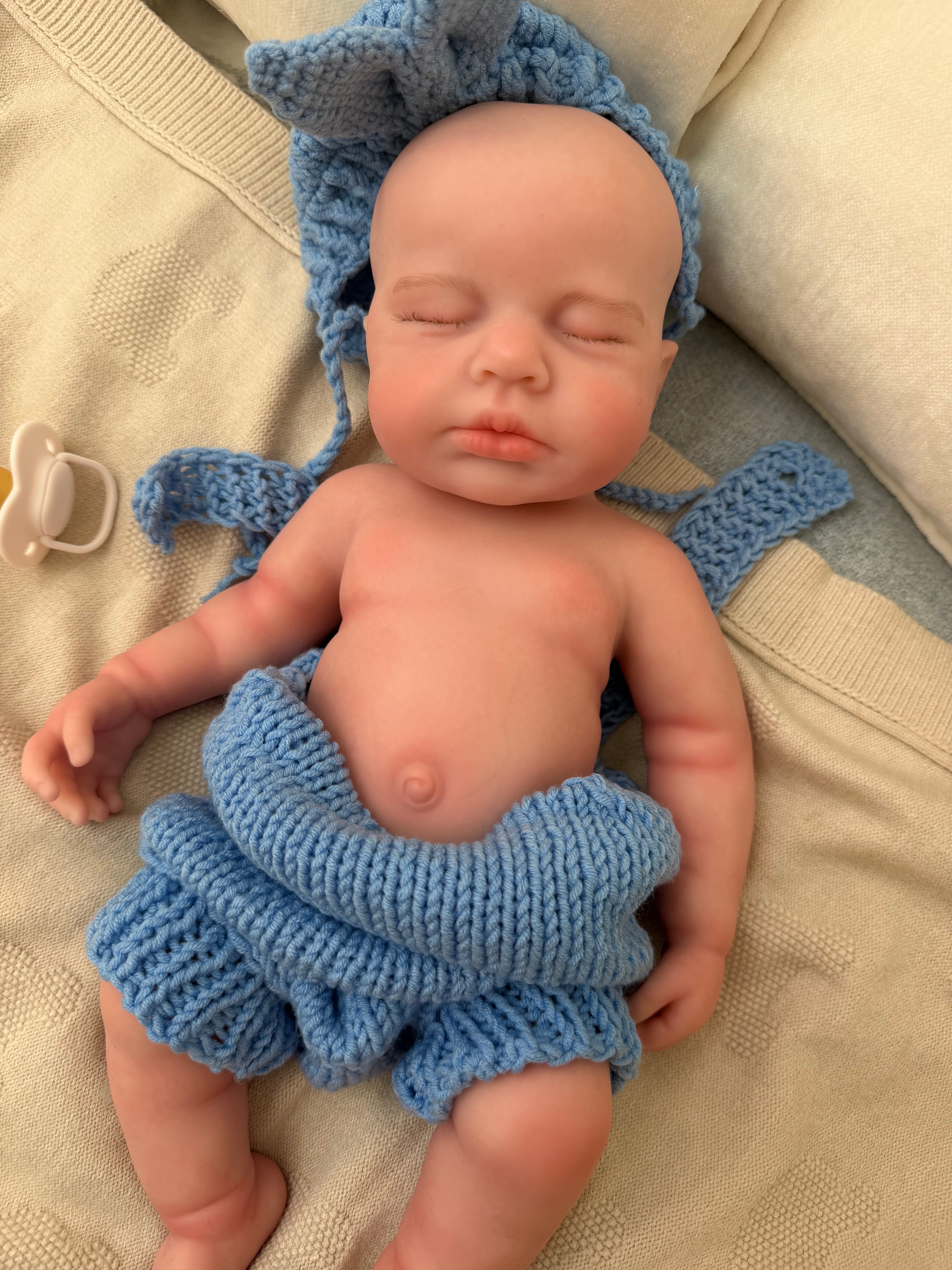 LEO - Realistic 100% Silicone Reborn Baby Doll Boy 47cm, Squishy & Floppy