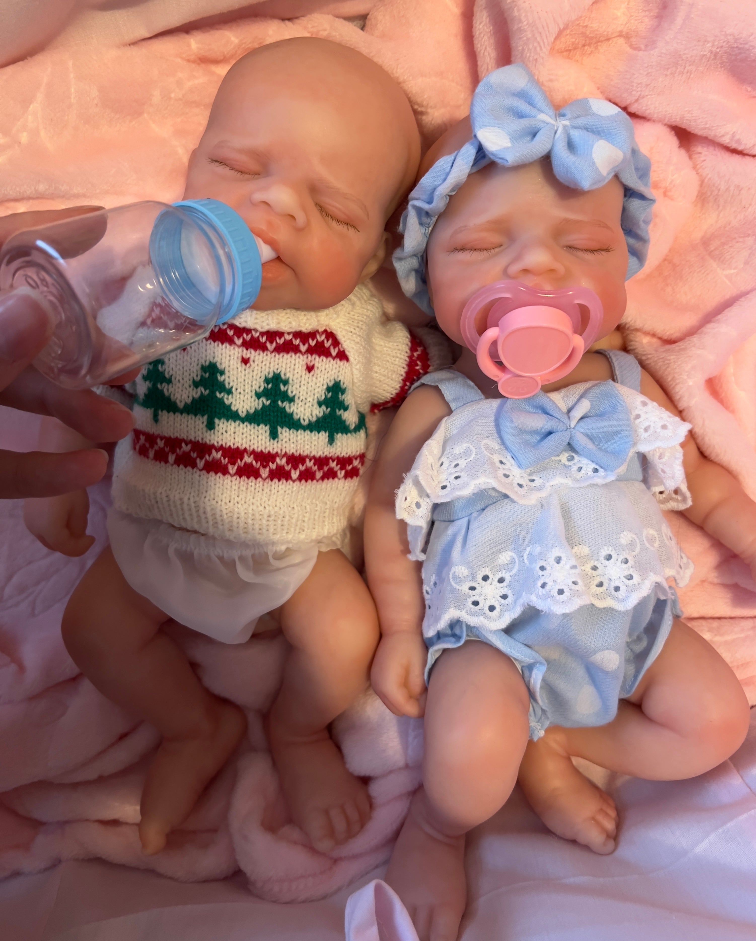Realistic Silicone Baby Doll Twins Boy and Girl– 33cm, Squishy & Floppy