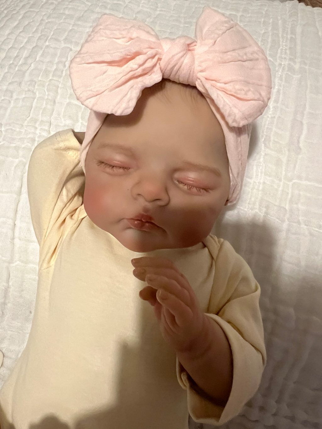 Realistic Reborn Baby Doll – 47cm Soft Cloth Body with Vinyl Limbs & Accessories