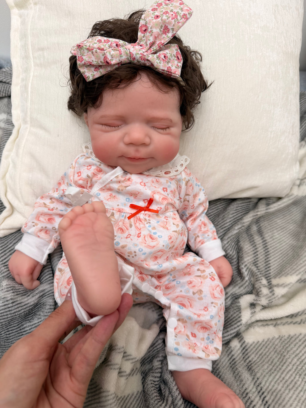 MIA - Realistic 100% Silicone Reborn Baby Doll 47cm, Squishy & Floppy