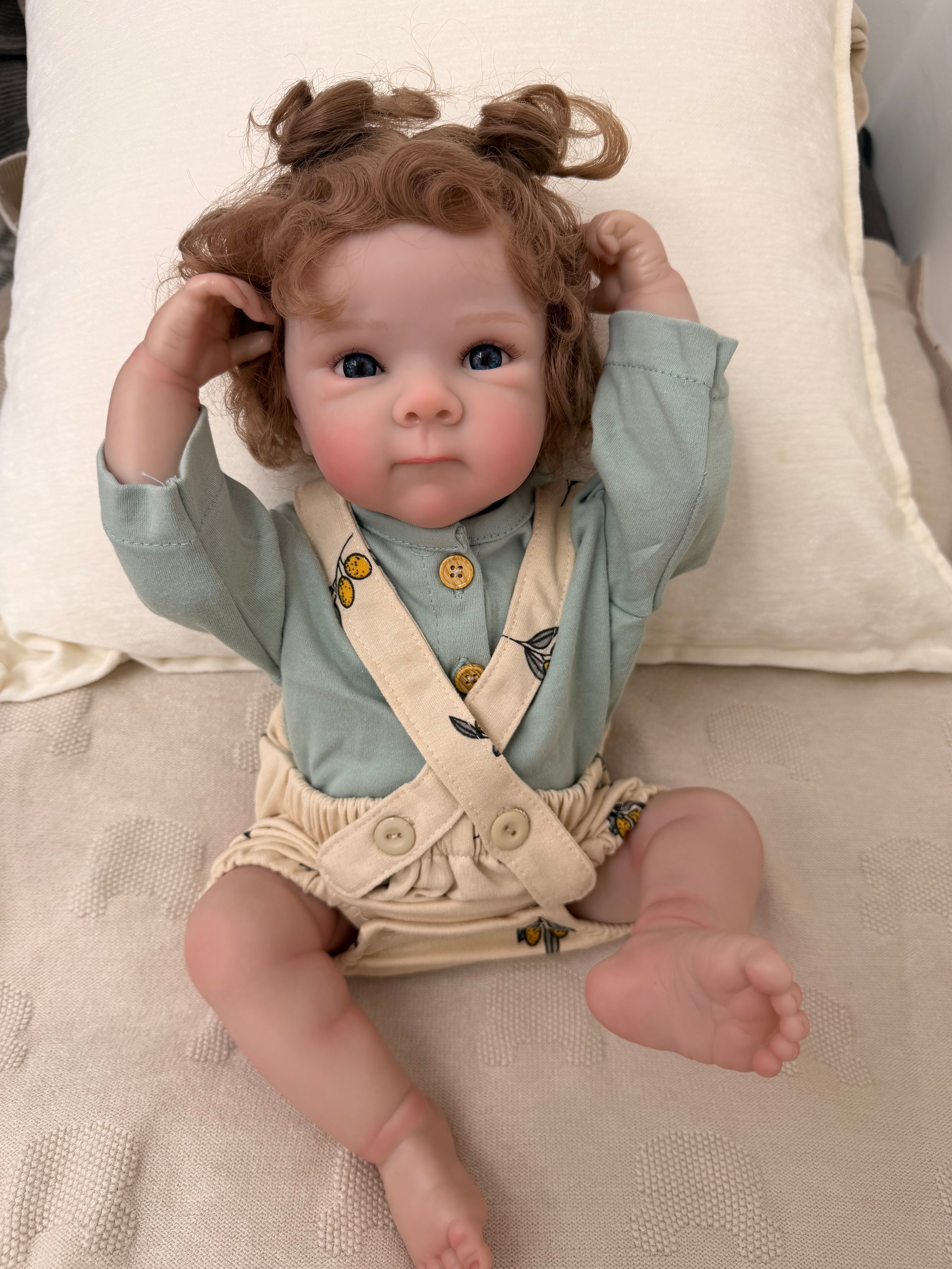 Realistic Full Vinyl Reborn Style Baby Girl – 47cm with Accessories