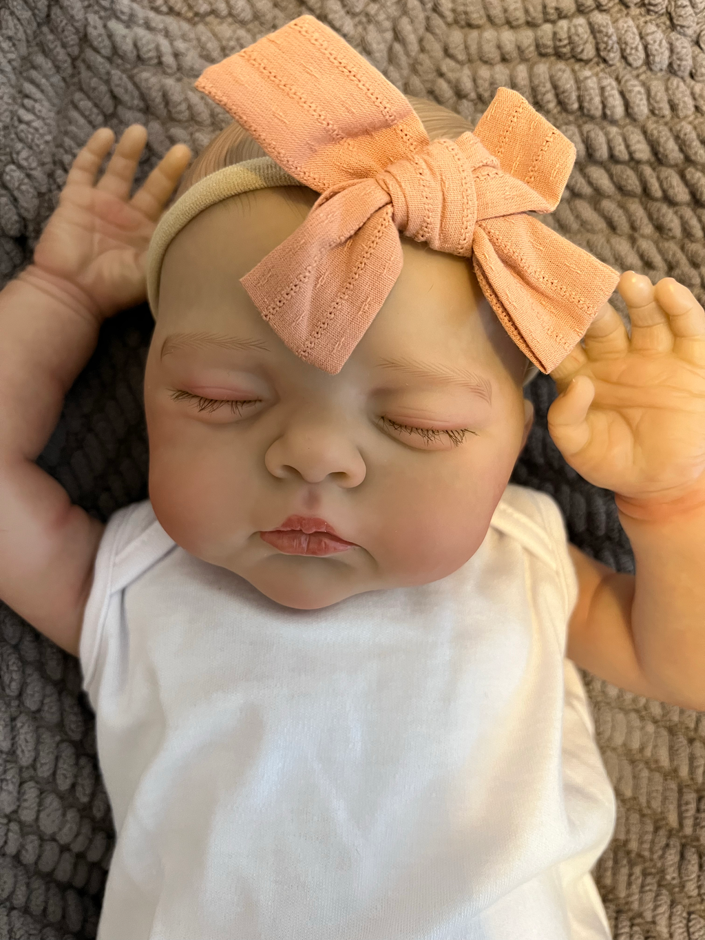 Realistic Reborn Baby Doll – 47cm Soft Cloth Body with Vinyl Limbs & Accessories