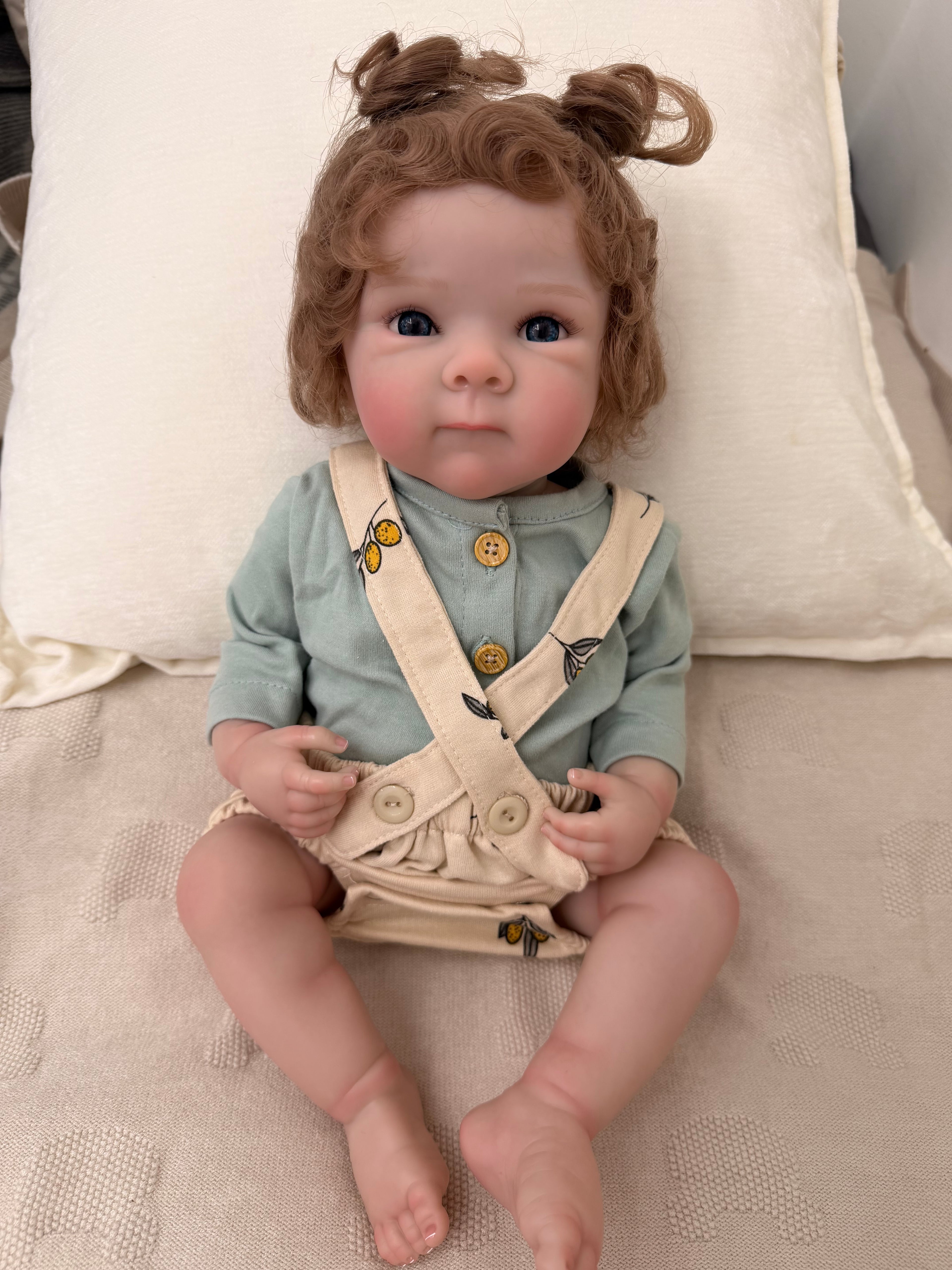 Realistic Full Vinyl Reborn Style Baby Girl – 47cm with Accessories