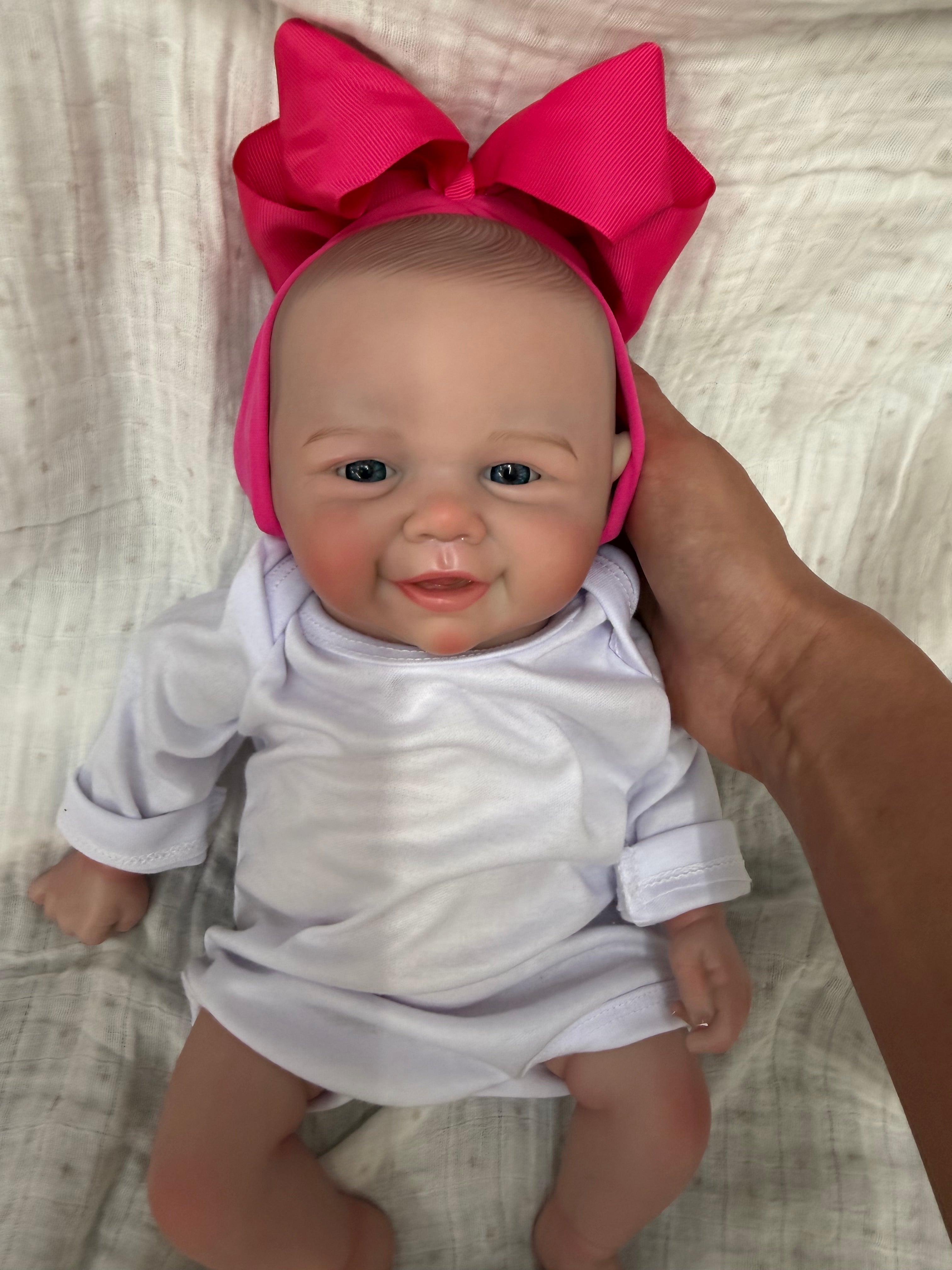 Realistic Reborn Baby Doll – 47cm Soft Cloth Body with Vinyl Limbs & Accessories