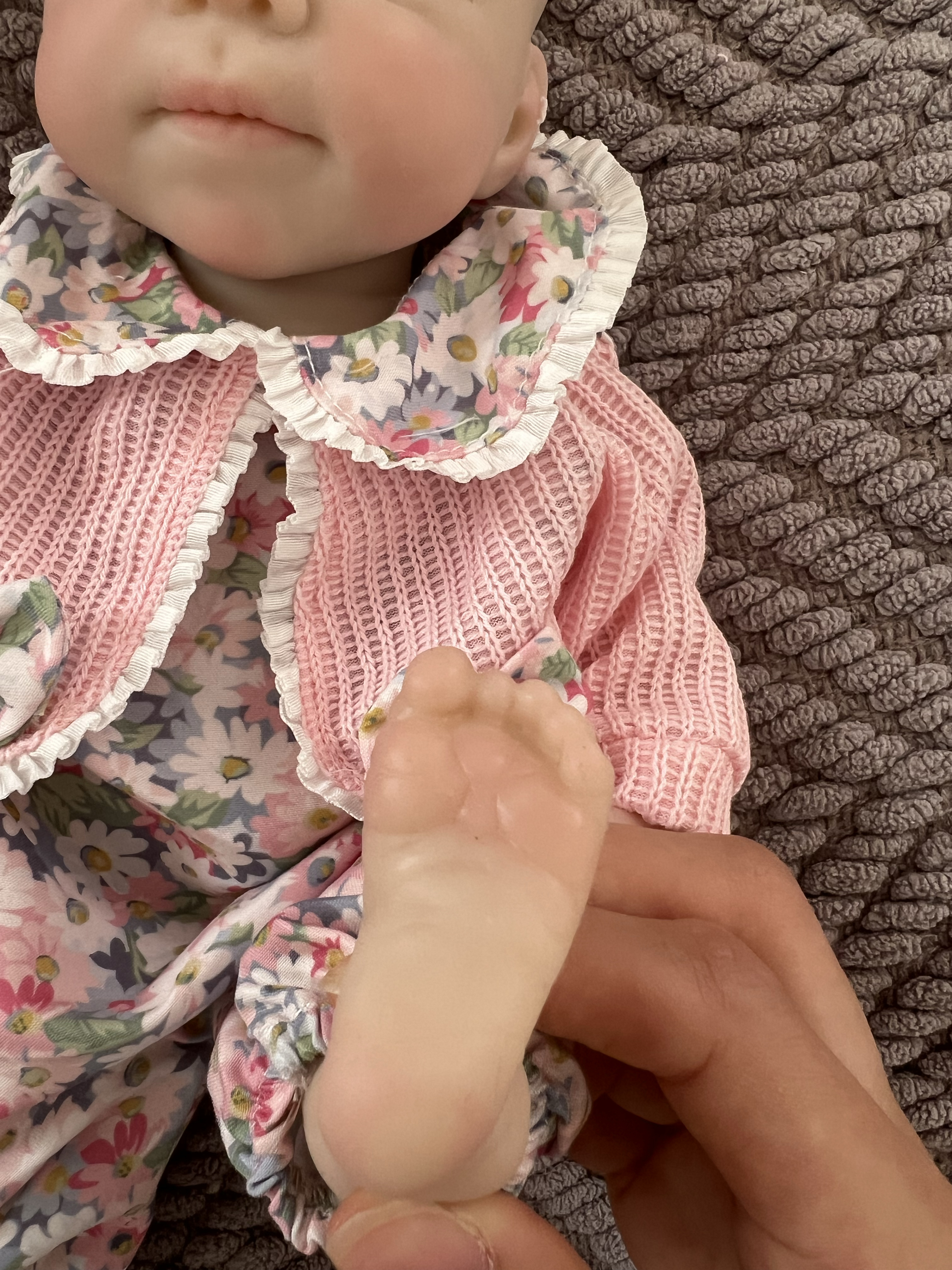 Realistic Silicone Baby Girl Doll – 33cm, Squishy & Floppy