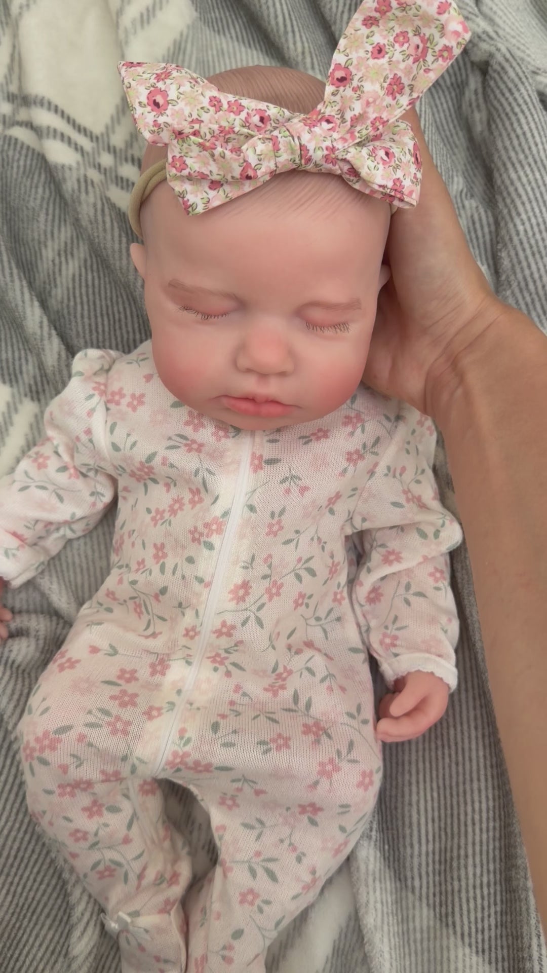 LUCINDA - (Painted hair) Realistic 100% Silicone Reborn Baby Doll 47cm, Squishy & Floppy